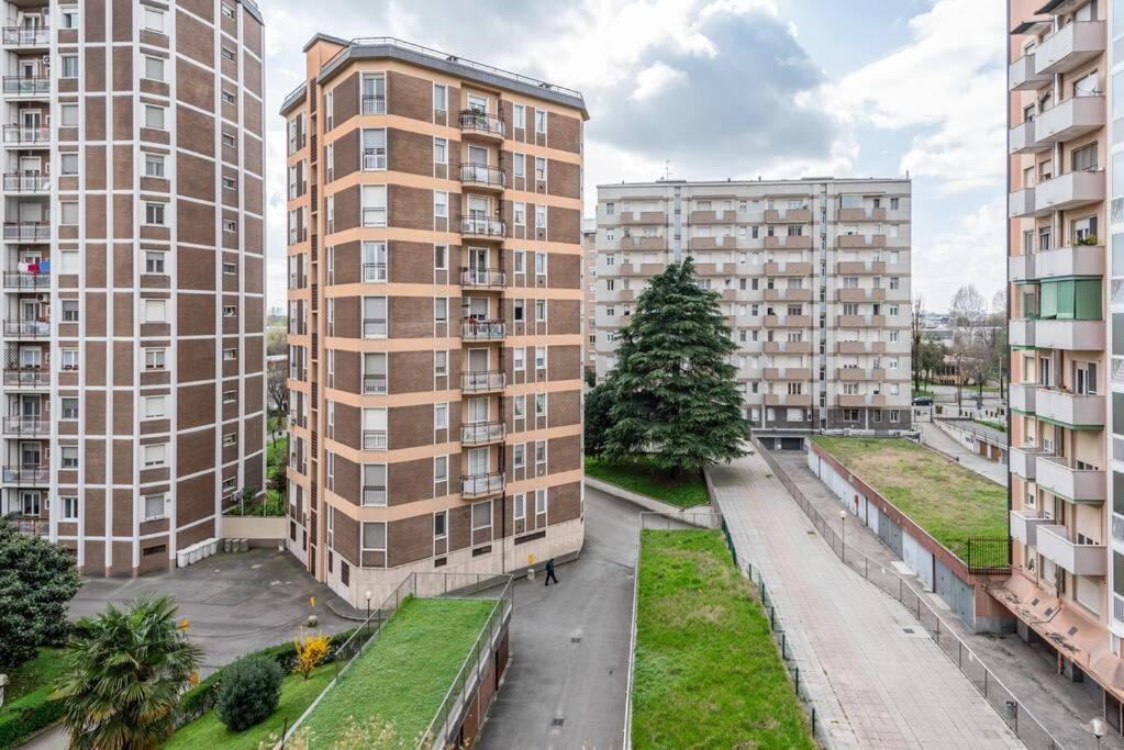 Green Oasis In Milan - Apartment Free Wifi - Policlinico San Donato - San Donato Milanese Ngoại thất bức ảnh
